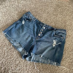 Gap Mom Fit Distressed Shorts, Size 34 (16/18)